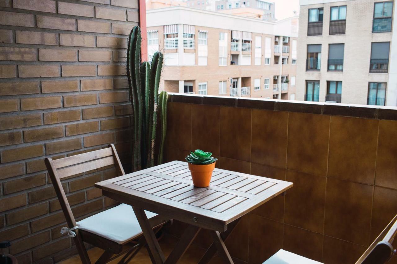 Florit Flats - Cozy 2 Bedroom Apartment By The City Of Arts And Science Valencia Exterior photo